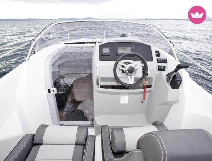 Bateau à moteur JEANNEAU Cap Camarat 7.5 Wa 225cv 3