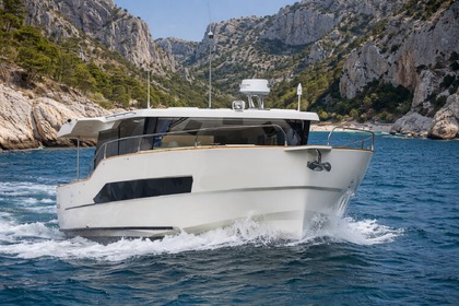 YACHT MIXTE MER ET RIVIERE