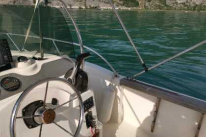 Boat 7 people 115cv Capelli 18 Open