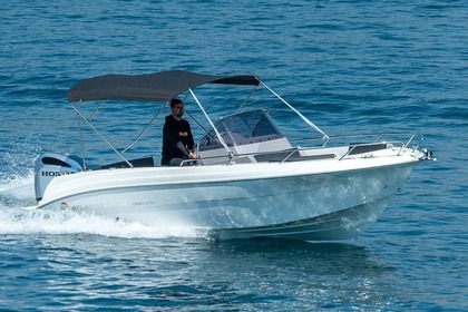 Hire Motorboat Atlantic 670 Open Trogir