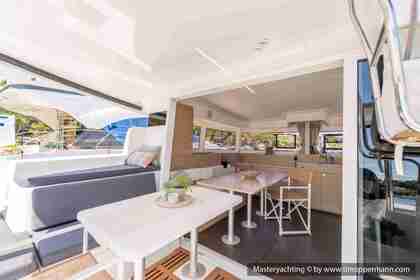 Location Catamaran Lagoon-Bénéteau Lagoon 38 - 4 cab. Pomer