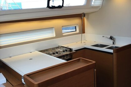 Jeanneau Sun Odyssey 440 "INNOVATION"
