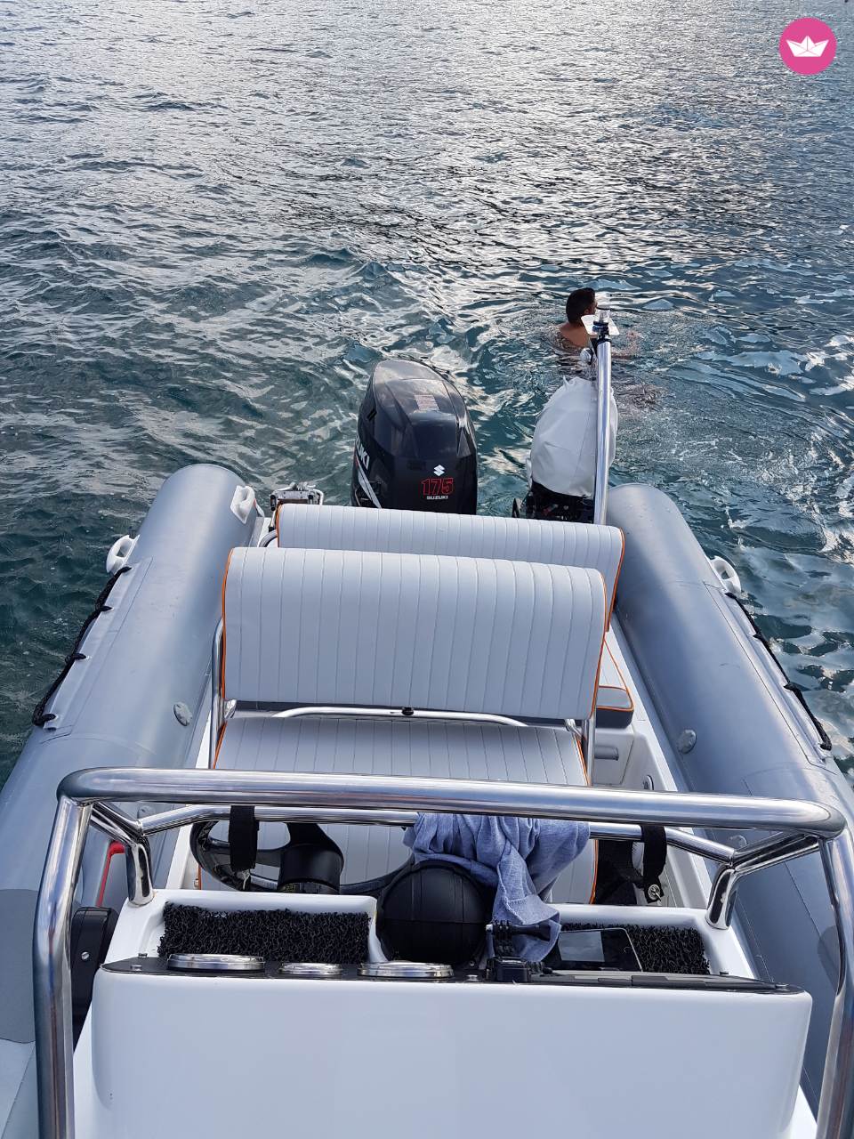 Charter rIB in Nea Makri  