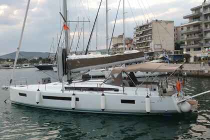 Charter Sailboat JEANNEAU Sun Odyssey 490 Helia Volos