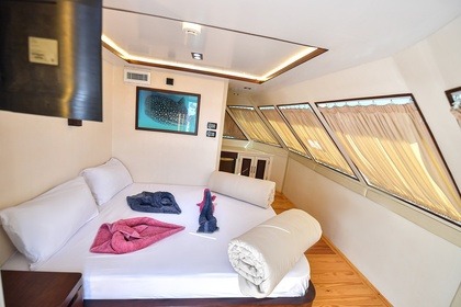 South Moon One – Red Sea Liveaboard Diving Experience