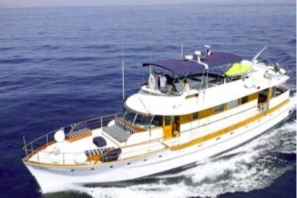 Чартер Моторная яхта Trumpy 72’ Генуя