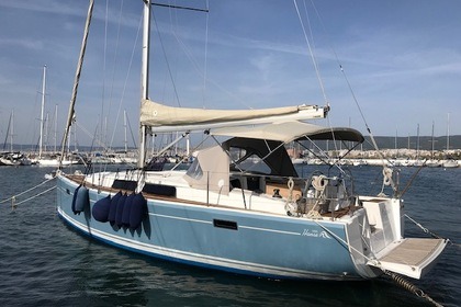 Charter Sailboat Hanse 385 Sami