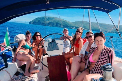 Noleggio Barca a vela Bavaria Bavaria 42 Cruiser Piombino