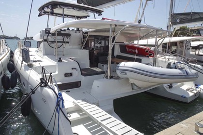 Lagoon 42 - 4 + 1 cab.