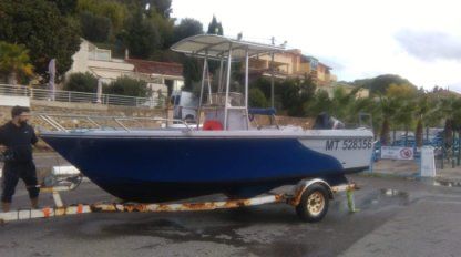 Charter Motorboat Jeanneau Cap Camarat 675 Martigues