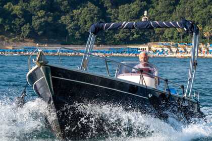 Hire Motorboat Cantiere Mimì Gozzo Scirocco 21 La Spezia