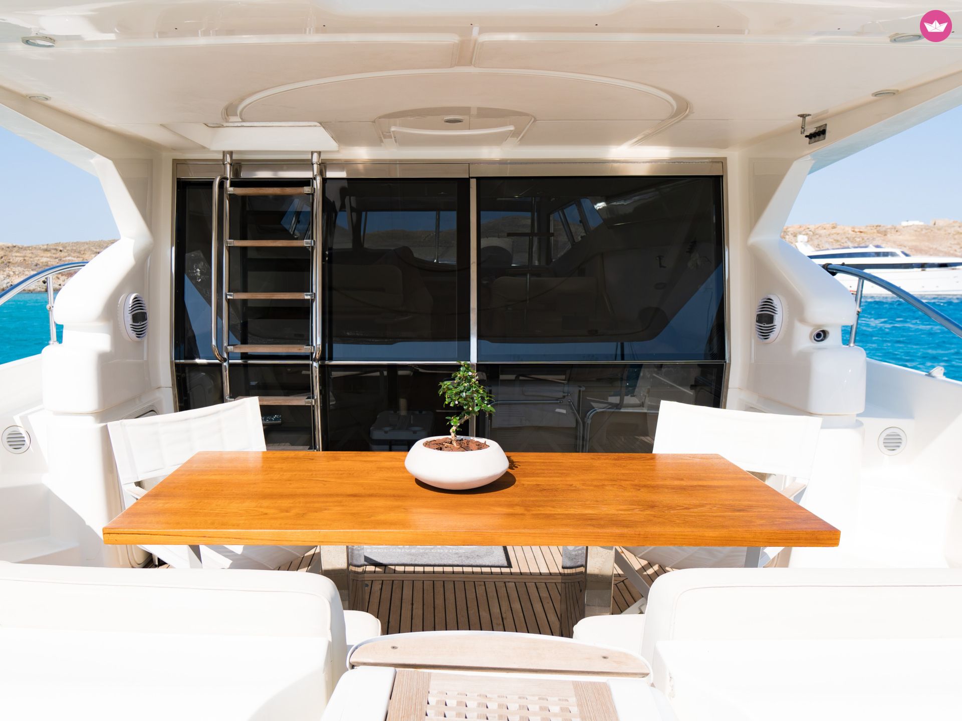 Czarter 53
