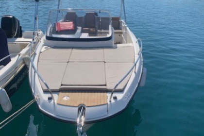 Sea Me - Quicksilver 675 ACTIV Sundeck