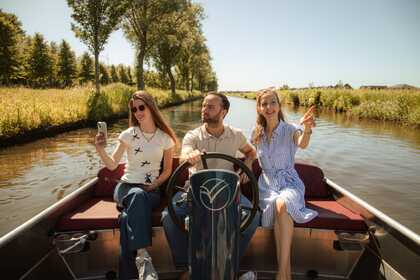 Huur onze luxe elektrische sloep tot 10 personen!