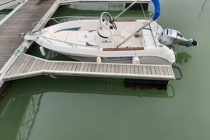 Charter Motorboat Quicksilver 630 Commander Royan