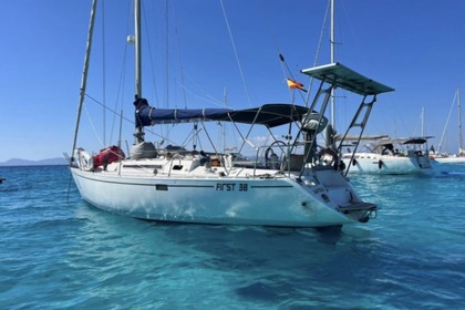 Alquiler Velero Beneteau First 38 Sitges