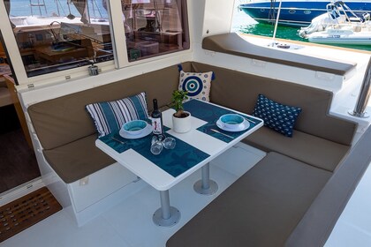 Lagoon 400 S2 "ASTRO"