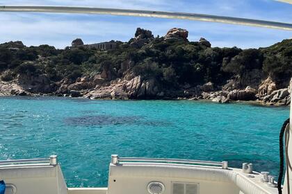 BOAT WITHOUT A LICENSE FOR THE MADDALENA ARCHIPELAGO AND CORSICA