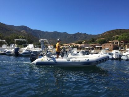 Noleggio Gommone Zodiac Medline 1 Galeria