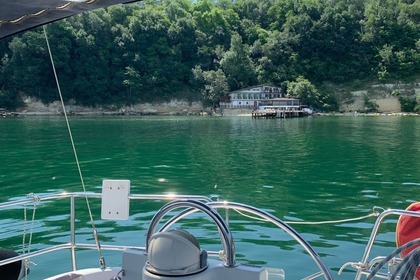 Rental Sailboat Beneteau Oceanis 331 Varna