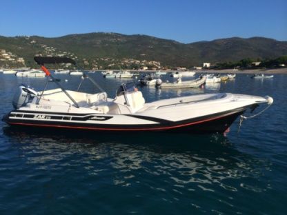 Location Semi-rigide Zar Fromenti Zar 75 Vico