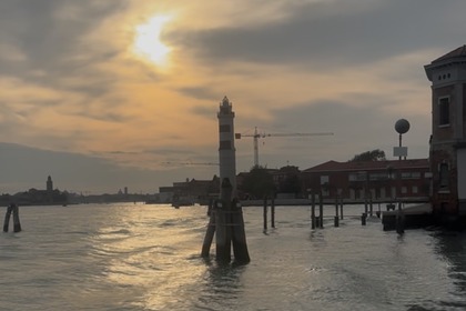 Barca a motore - Mano marine "Divina"