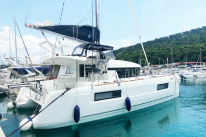 Charter Catamaran LAGOON 40 Croatia