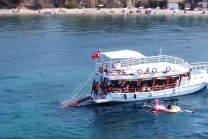 Charter Motorboat TURKEY 2010 Kuşadası