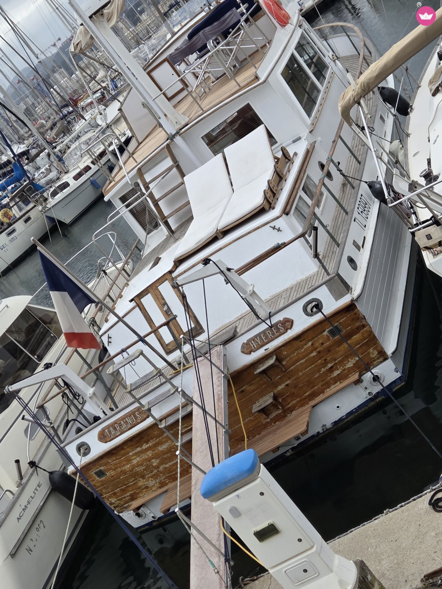 Bateau à moteur zodiac 5m 240cv 3