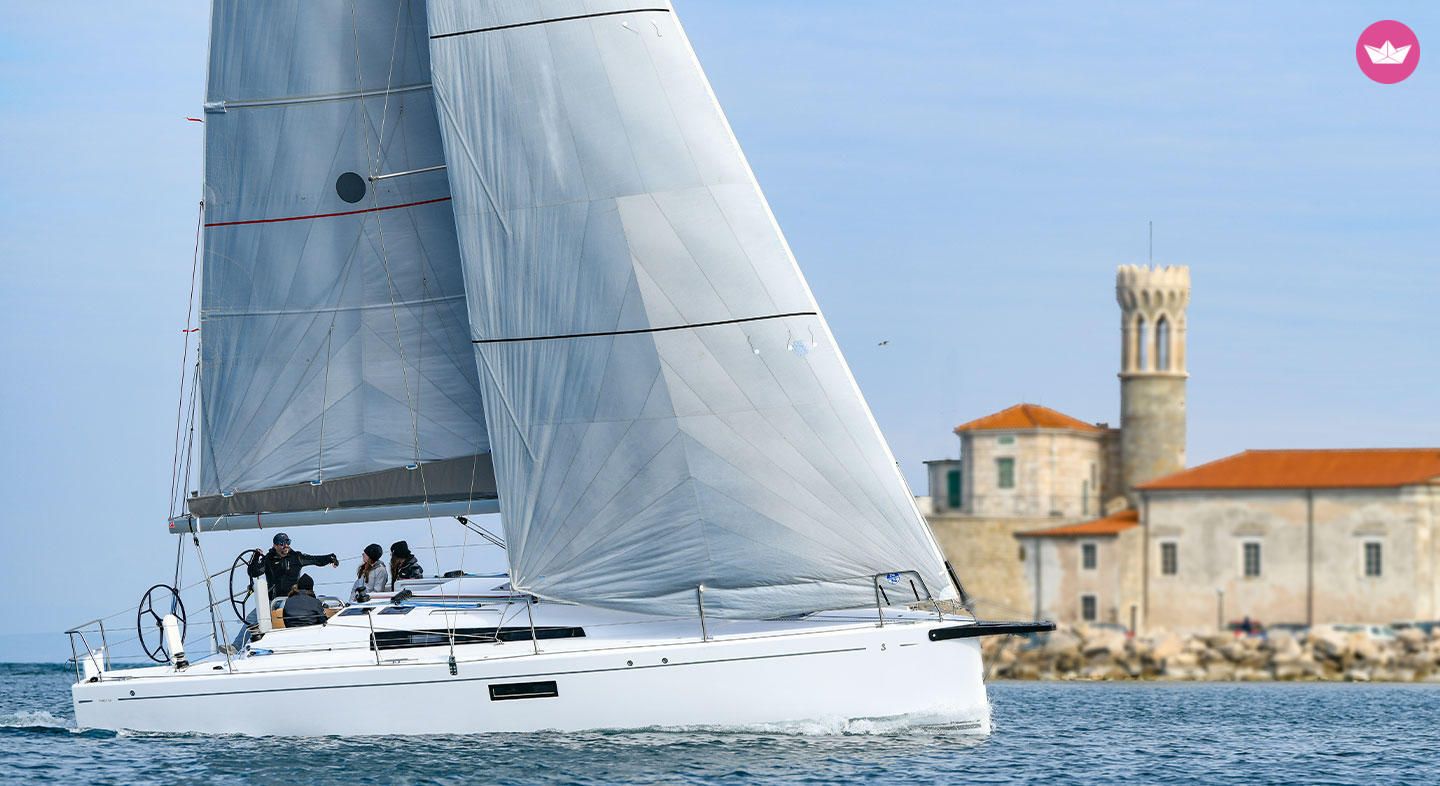 Beneteau First 36, 3