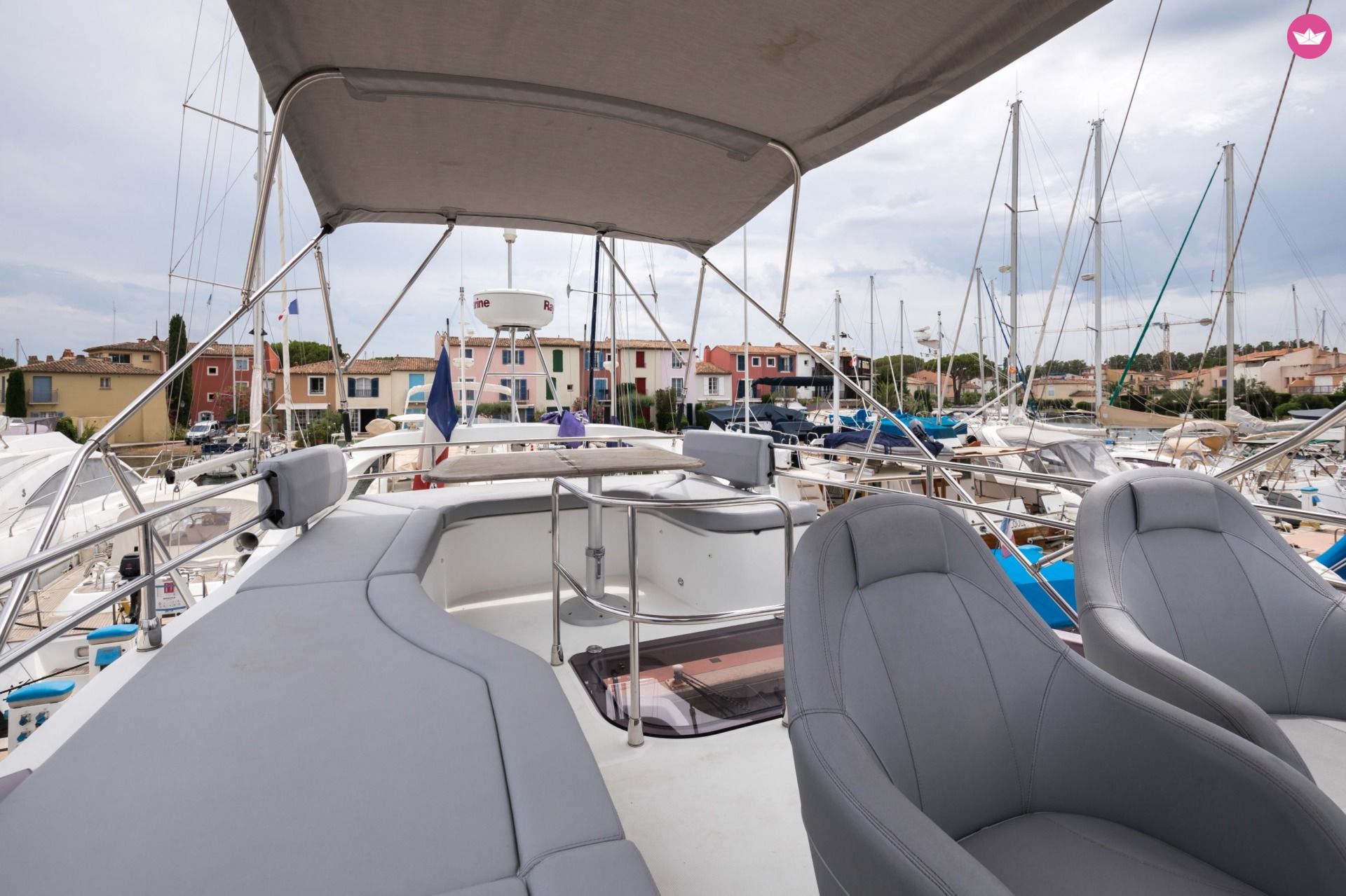 Charter motorboat in Saint-Tropez  