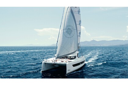 Charter Catamaran Bali - Catana catsmart Ibiza