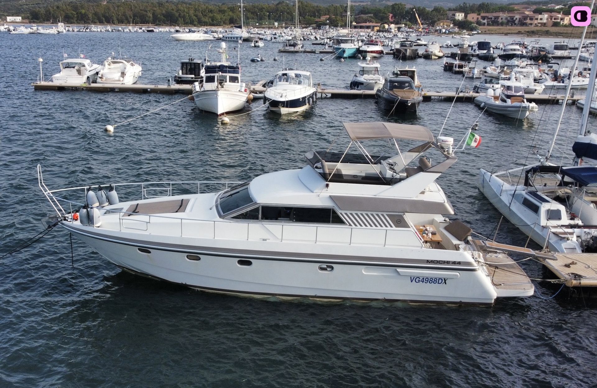 Bateau à moteur Mochi Craft 44 Fly 1100cv