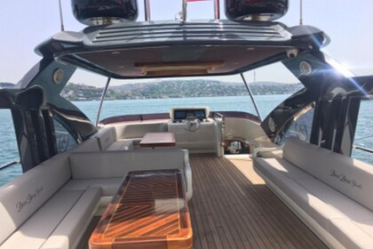 Bosphorus Yacht Tour: A Voyage Through Istanbul's Majesty