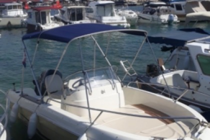 Miete Motorboot Jeanneau Cap Camarat Krk