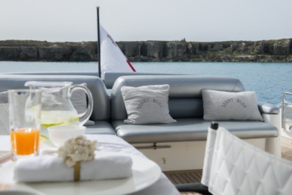 Sunseeker 82 Predator - Light Blue