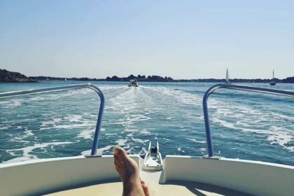 Hire Motorboat Beneteau Flyer 5.5 Quiberon