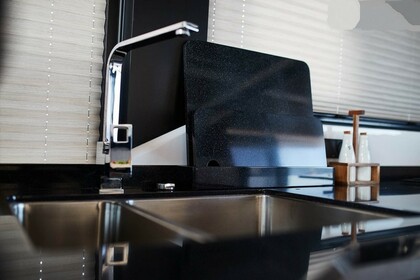 Barco a motor Northman 1200 110hp