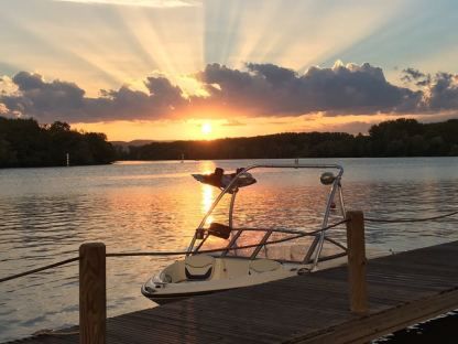 Location Bateau à moteur Bayliner Br 175 Genay