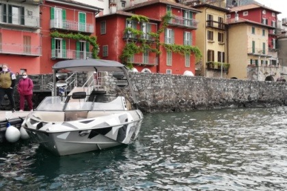 Verhuur Motorboot Malibu Wakesetter 23lsv Comomeer