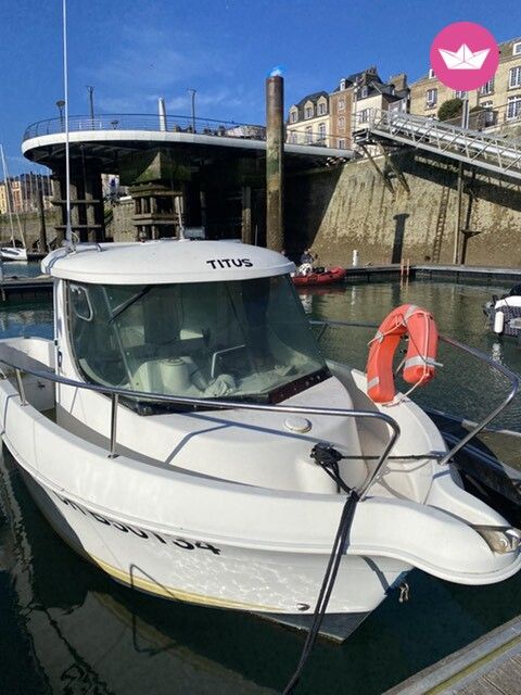 Bateau à moteur Quicksilver timonier 100cv 4