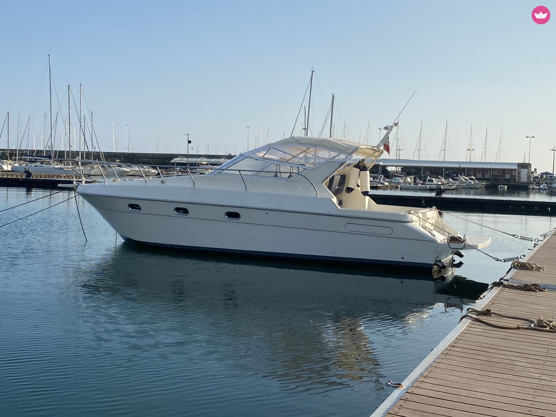 Bateau à moteur Mochi craft Cabinato 440cv 2