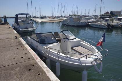 Location Bateau à moteur Jeanneau cap camarat 5,5 BR Le Grau d'Agde