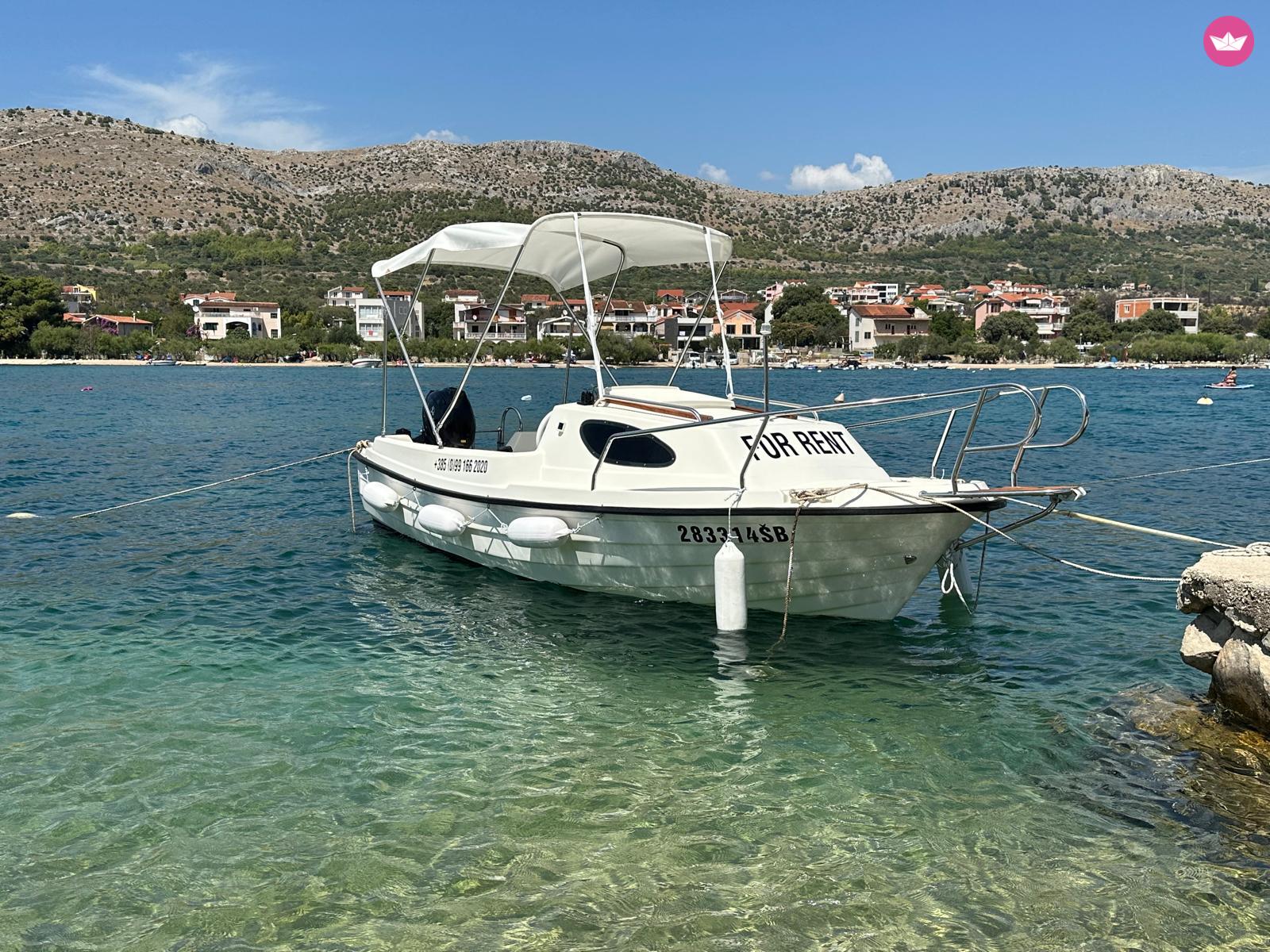 Bateau à moteur Adria 500 20cv 2