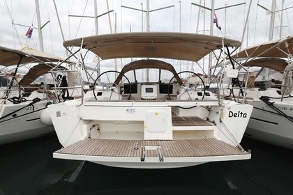 Rental Sailboat DUFOUR DUFOUR 412 GL Trogir