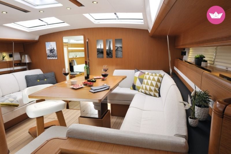 Sailboat Jeanneau Sun Odyssey 36I  