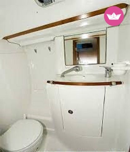 Sailboat Beneteau Oceanis Clipper 411  