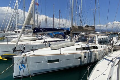 Verhuur Zeilboot Bénéteau Oceanis 38 - 3 cab. Fethiye