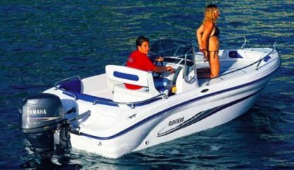 Charter Motorboat Poseidon Ranieri Kefalonia