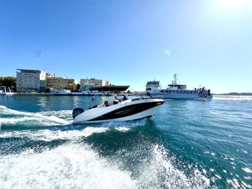 Okiboats Barracuda 545